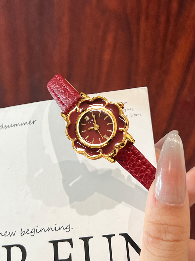 Vintage-style leather floral d - Vintage Watch Collecting avis et prix