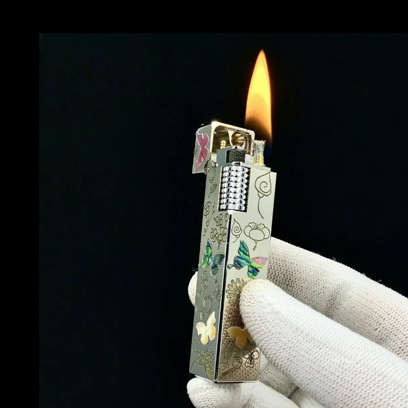 Unusual Brass Four sided Color - Vintage Collectible Lighters avis et prix