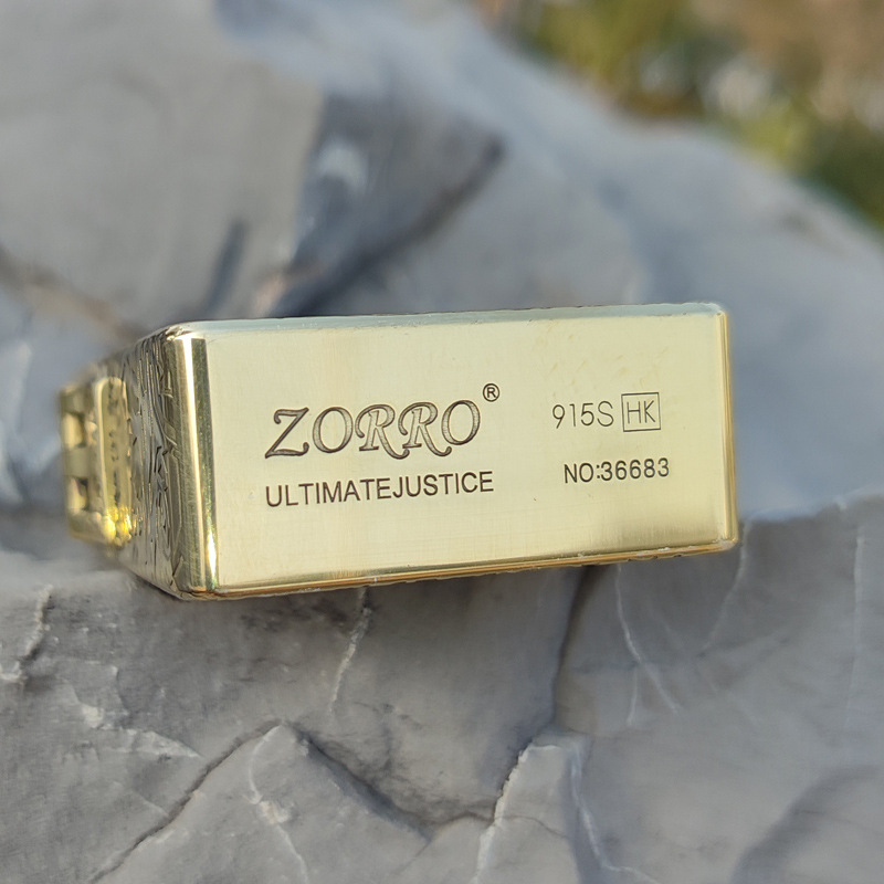 Zoro Kerosene Lighter Z915S Pu - Vintage Collectible Lighters avis et prix